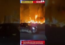 Bachupally mein high-tension wire girne se 20 dukaanen jal kar khaak. hydrabad