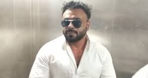 ED Detains Jay Kamdar in ‘Sona Pappu’ Money Laundering Case. download