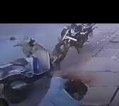 “Ek Pal Ki Laparwahi, Gutter Mein Gira Vyakti – Public Safety Alarm! PublicSafety. images