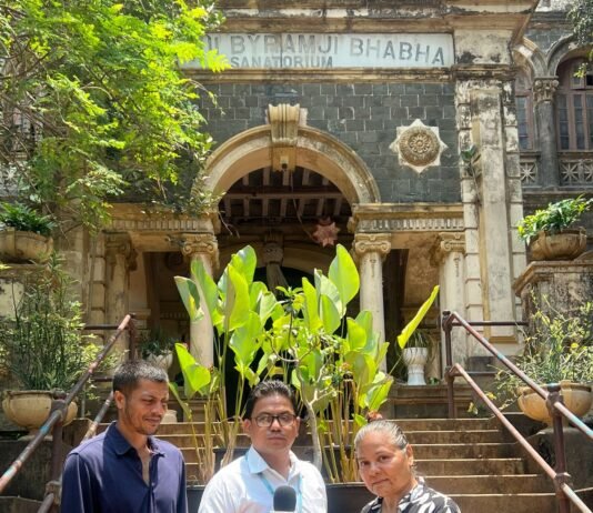Justice for Firdosh and Sana, Parsi Panchayat trying to vacant them illegally #news #facts #mumbai sanitorium